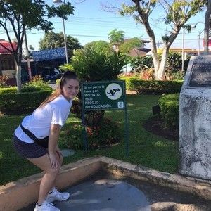 Meet your Posher, Brenna